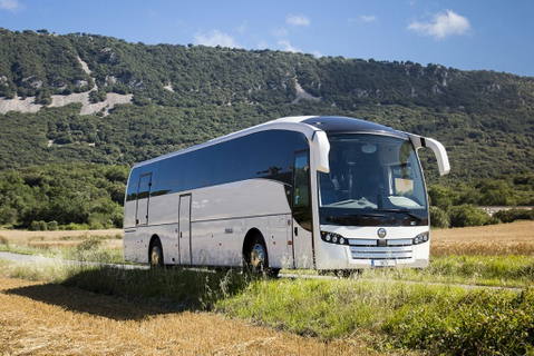 Bevásárol Volvo alvázas Sunsundegui SC5-ösökből Dubai