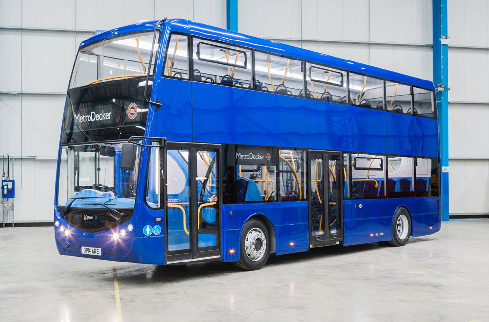 Áttörés: megkapta első megrendeléseit az Optare MetroDecker