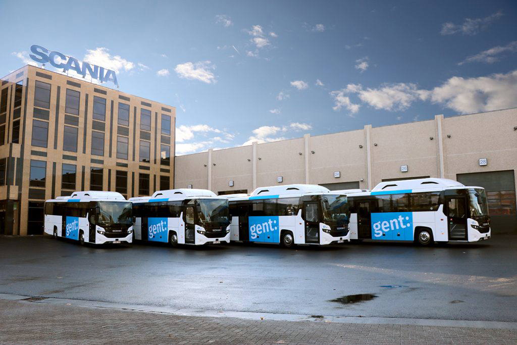 Gázüzemű Scania iskolabuszok javítják Gent levegőjét
