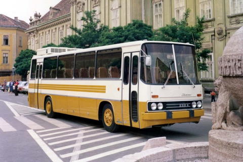 Megnyílt az Ikarus kiállítás Székesfehérváron