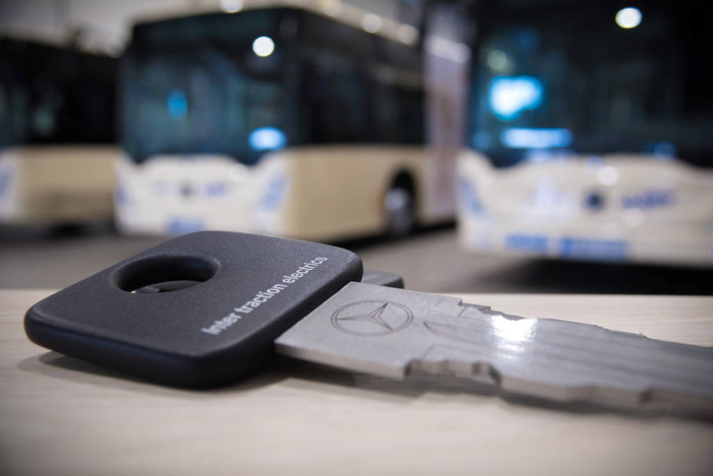 Öt darab Mercedes-Benz Conecto G áll forgalomba a debreceni DKV-nál