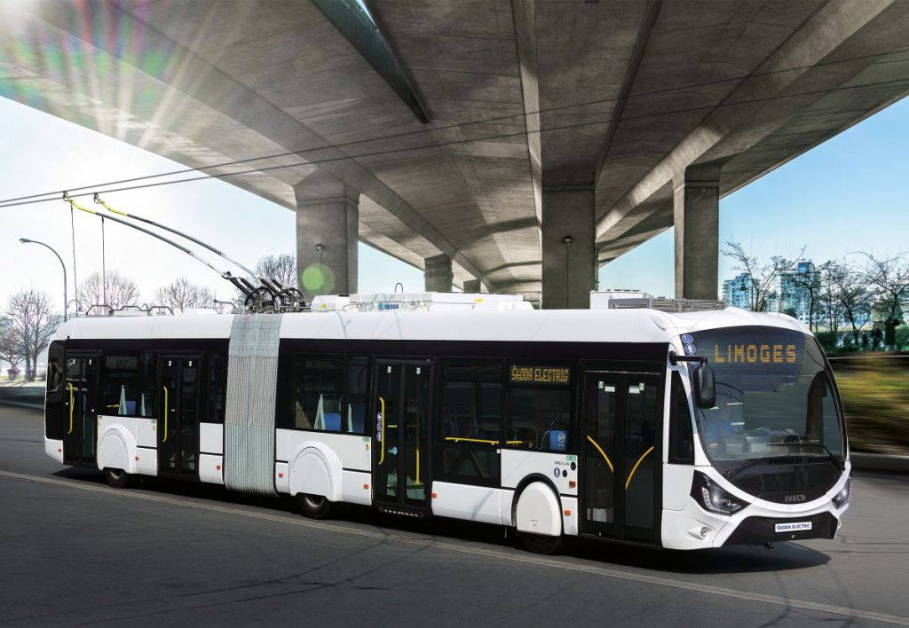 Lassan célba érnek Limoges futurisztikus Iveco-Škoda trolibuszai