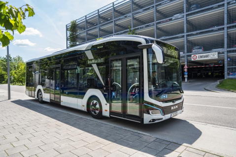 Hamburgban kezdi meg pályafutását az MAN Lion’s City E