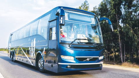 Ötvenöt új Volvo 9400-assal bővül az indiai KSRTC flottája