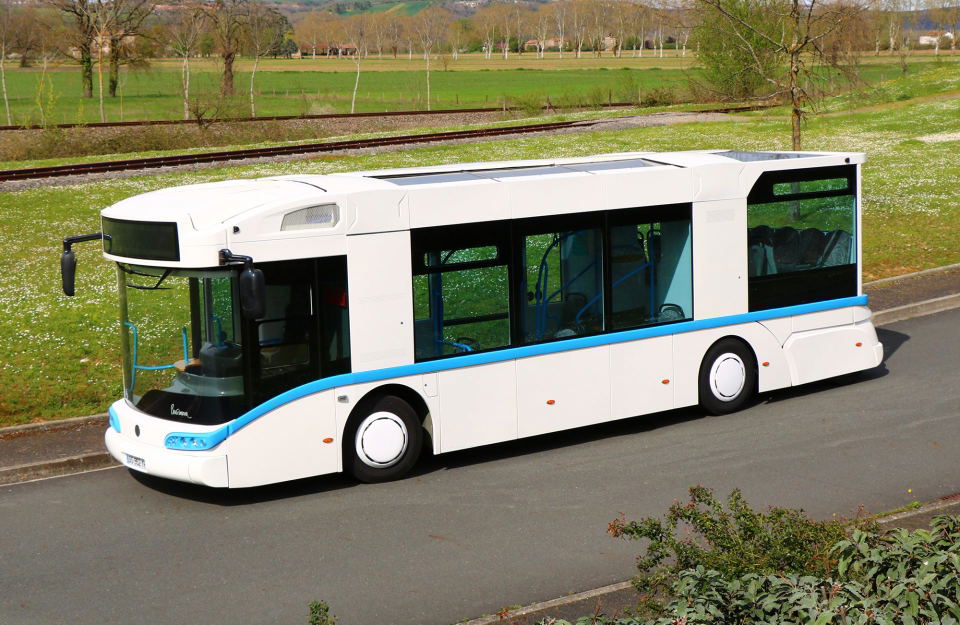 Hidrogénhajtású Safra Businova H2 buszokat vásárol Auxerre