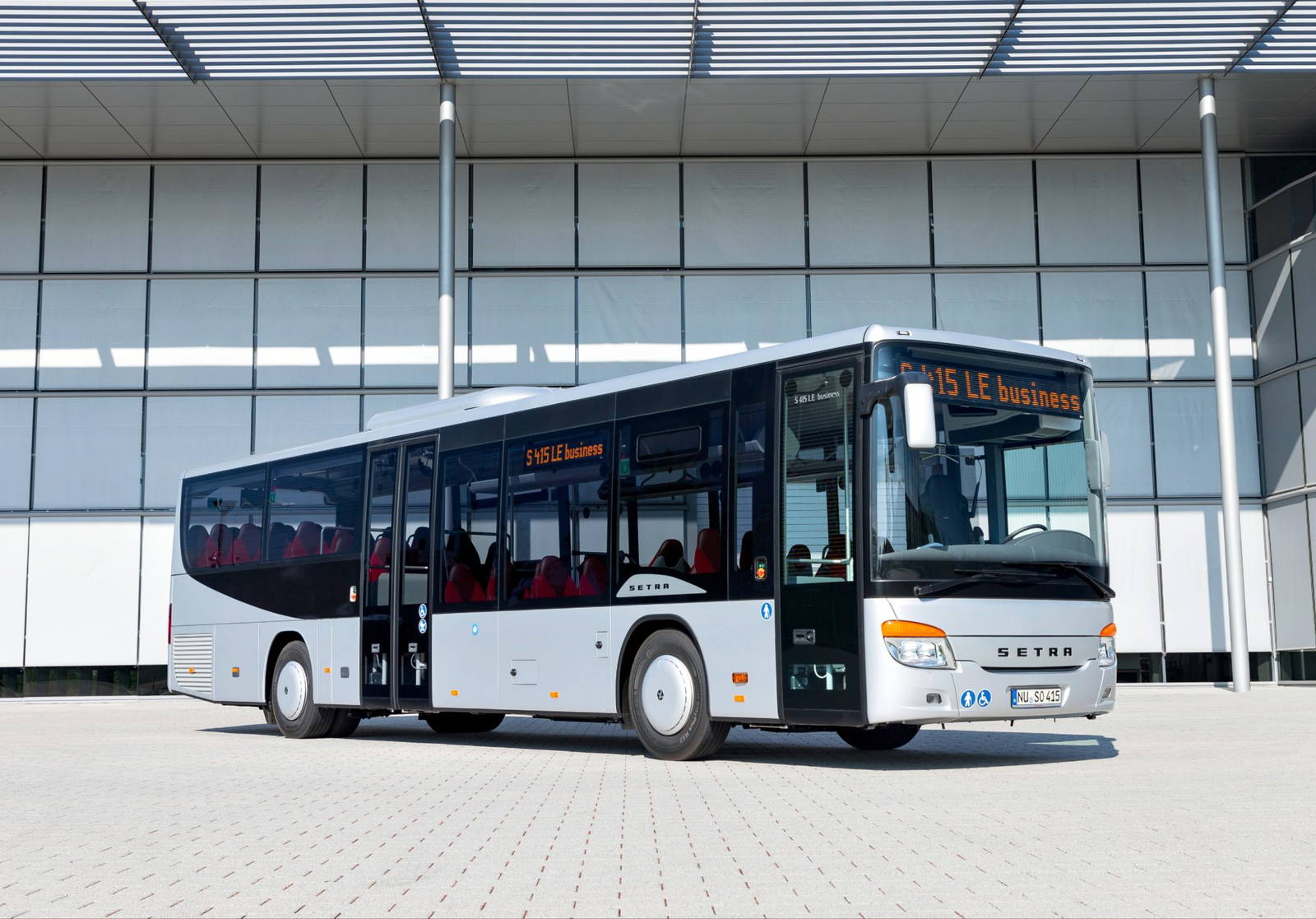 Hatvan darab új, vagy újszerű autóbuszt szerezne be a Volán Buszpark