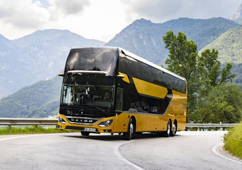 Harminc éve egyesítette erőit a Mercedes-Benz és a Kässbohrer Setra