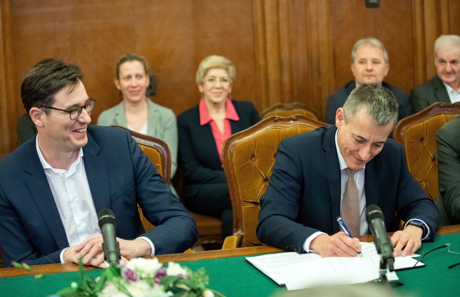 Aláírták a BKV-nál a 2020-as bérmegállapodást