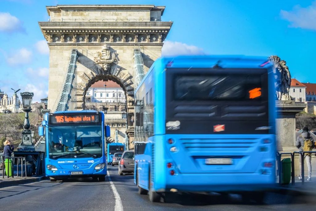 Friss érvényesítés nélkül is elfogadják az utazási kedvezményre jogosító okmányokat