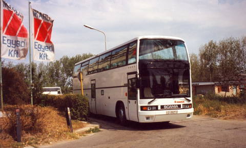 A „másfélemeletes” Ikarus EAG 397 – egy igazi, hosszú utazásokra tervezett magyar autóbusz