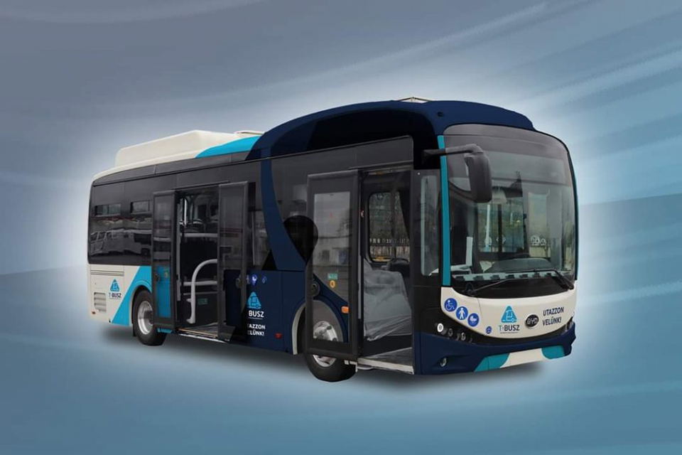 Elkészültek Tatabánya elektromos BYD midibuszai