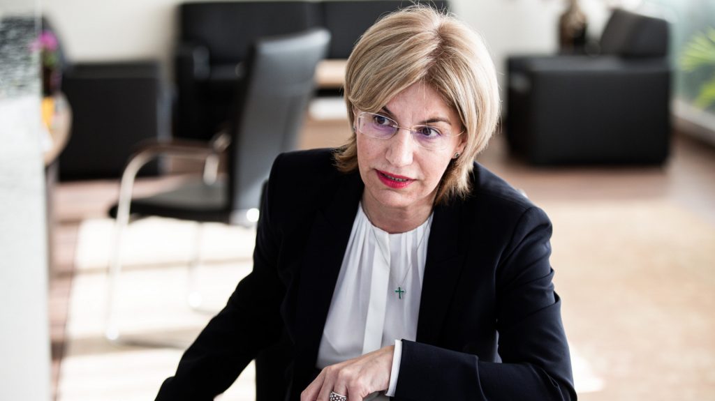 Mager Andrea: az állami közszolgáltatók teremtették meg a gazdaság újraindításának alapját