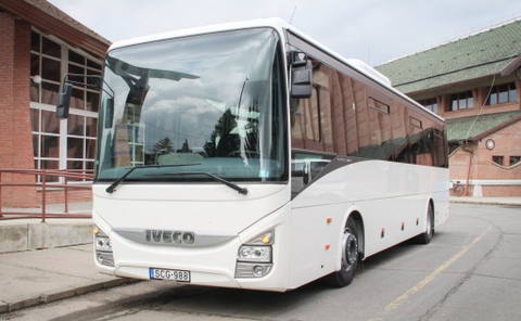 Csengerbe érkezett a legújabb hazai Iveco Crossway iskolabusz
