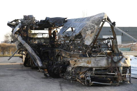 Veronai buszbaleset: tizenkét évet kapott első fokon a sofőr