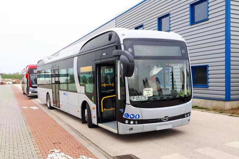 Ötszörösére növeli komáromi gyárának kapacitását a BYD