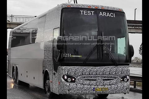 Az észak-amerikai turistabusz-piac felé kacsintgat a Mercedes-Benz?