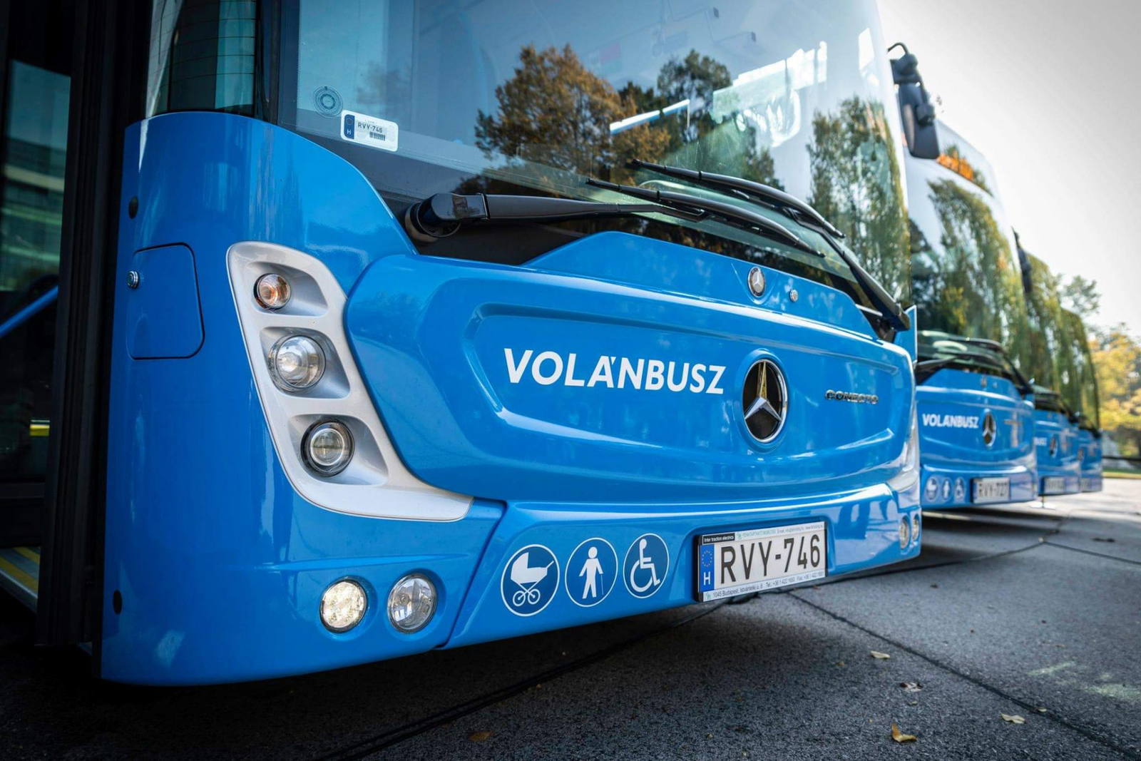 Új buszok erősítik a főváros agglomerációs közösségi közlekedését