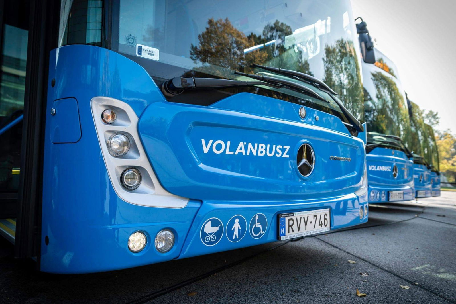 Új buszok erősítik a főváros agglomerációs közösségi közlekedését