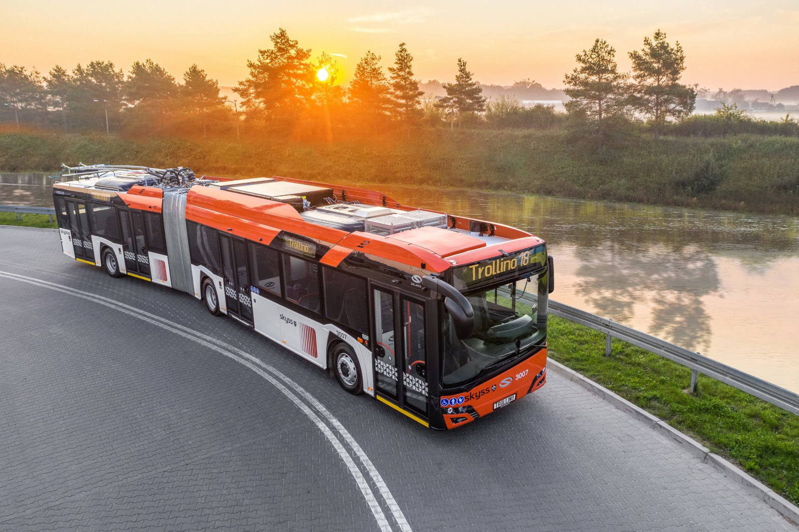 Megérkeztek az első Solaris Trollinók Norvégiába