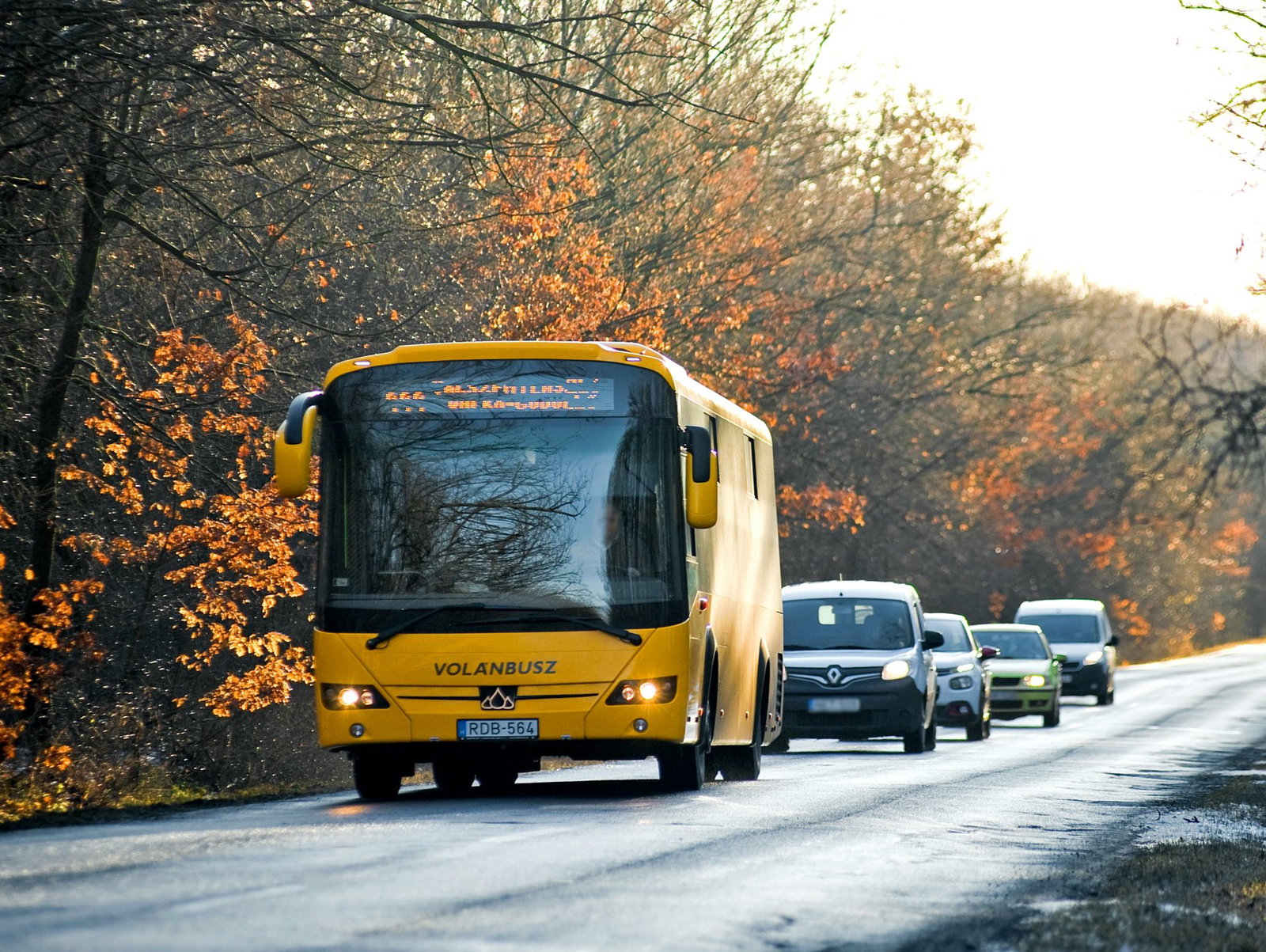 Díjmentesen visszatéríti a Volánbusz a novemberi bérletek árát