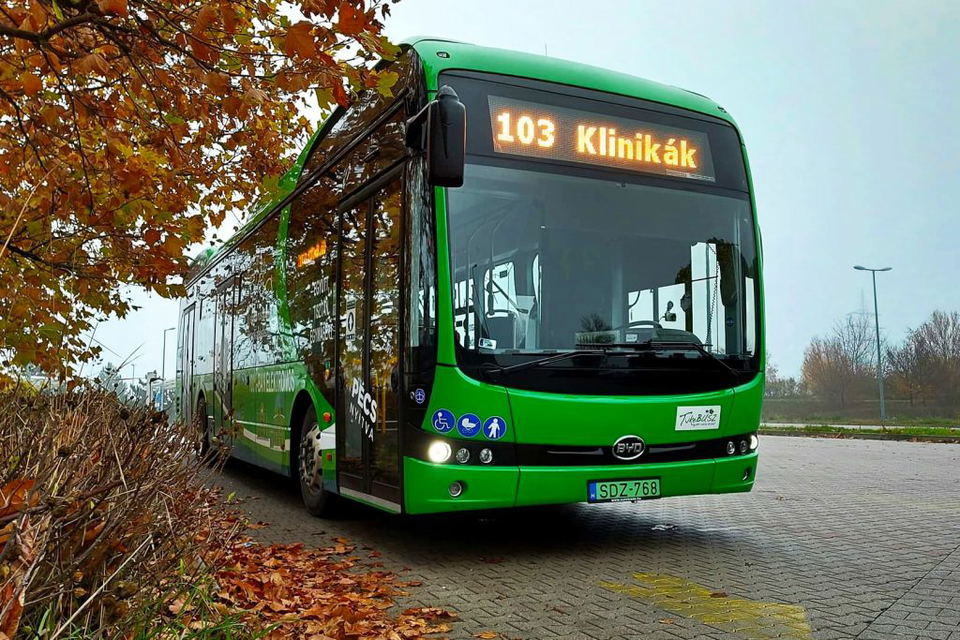 Elégedett a tízdarabos BYD-flottával a Tüke Busz