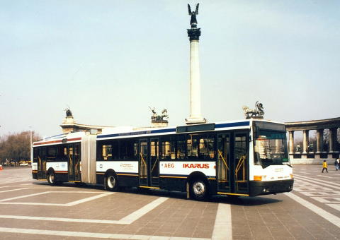 Búcsúzik az egyetlen Ikarus 435 TD duóbusz