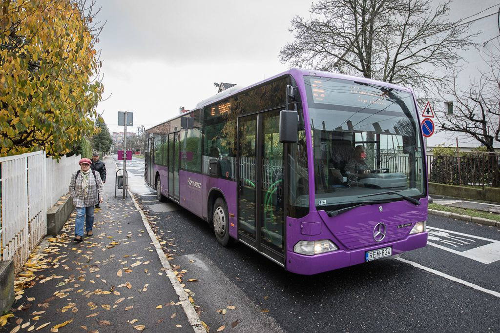 Negyvenkét vadonatúj autóbuszt vásárolna a V-Busz