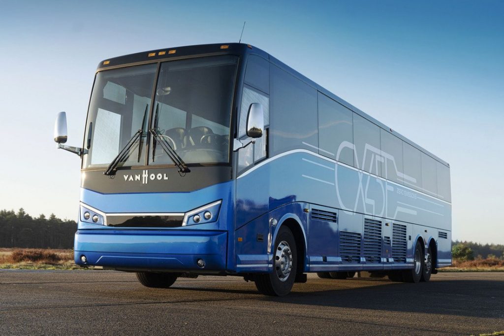 Áthajózták Amerikába az első elektromos Van Hool turistabuszt