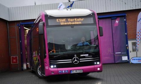 Forgalomban Wiesbaden első „szilárdtest” akkumulátorral szerelt eCitarói