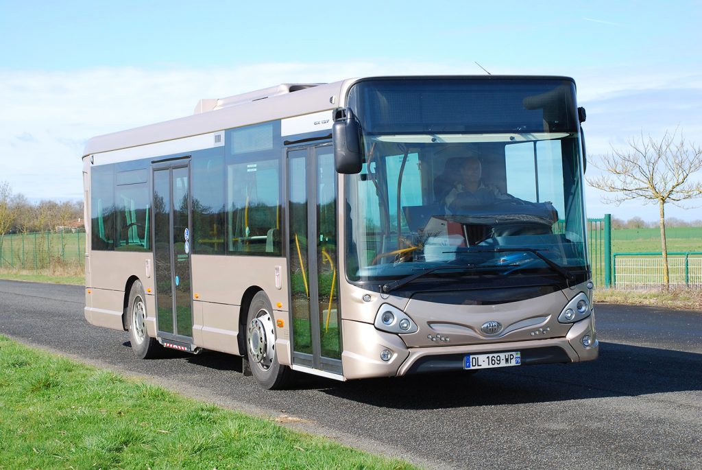 Elkészült az ezredik Heuliez GX 137 midibusz