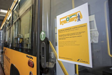 A Volánbusz felfüggeszti az első ajtós felszállást