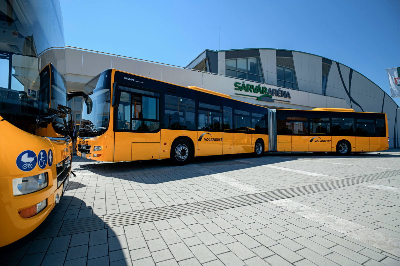 Vas megyében álltak elsőként forgalomba a Volánbusz vadonatúj „elővárosi oroszlánjai”