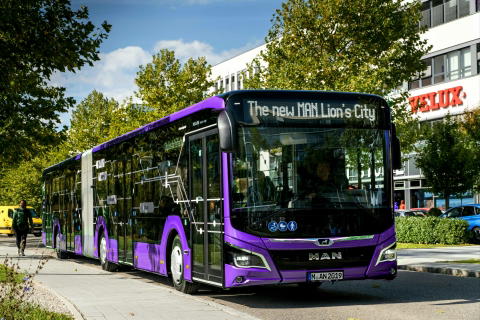 Negyvenkét hibrid modullal szerelt MAN Lion’s City érkezik Veszprémbe az év végéig
