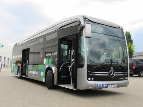 Tizenkét elektromos autóbuszt vásárolna Debrecen