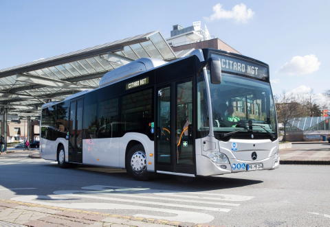 Százhatvannégy gázüzemű autóbusszal zöldítené flottáját a Volánbusz