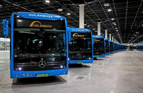 Átvette 40 darabos Mercedes-Benz eCitaro-flottáját a Volánbusz