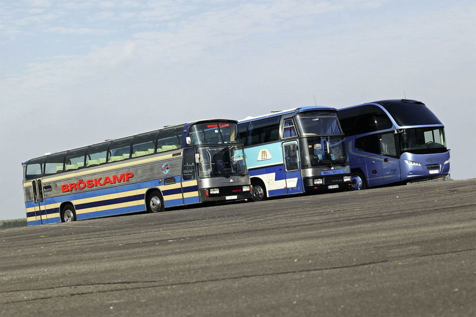 Jubileumi kiadással ünnepli 50. születésnapját a Neoplan Cityliner