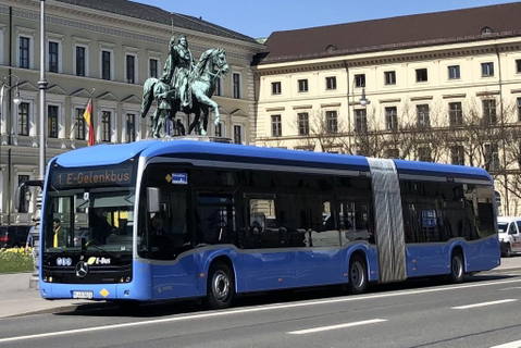 Ideiglenesen kivonta a forgalomból csuklós eCitaróit a müncheni MVG