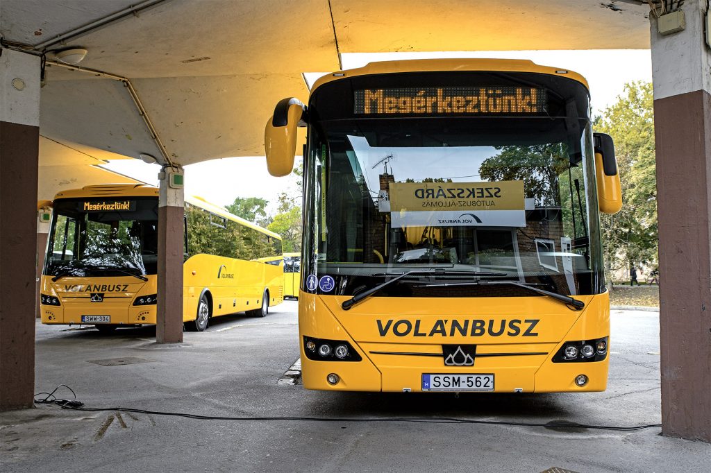 Tizenhét Credobusszal újít a Volánbusz Tolna megyében
