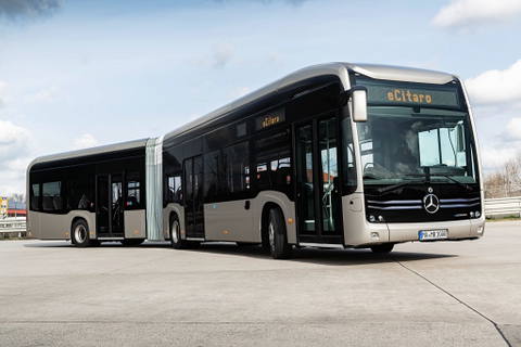 December 10-én lép tőzsdére a Daimler Truck AG