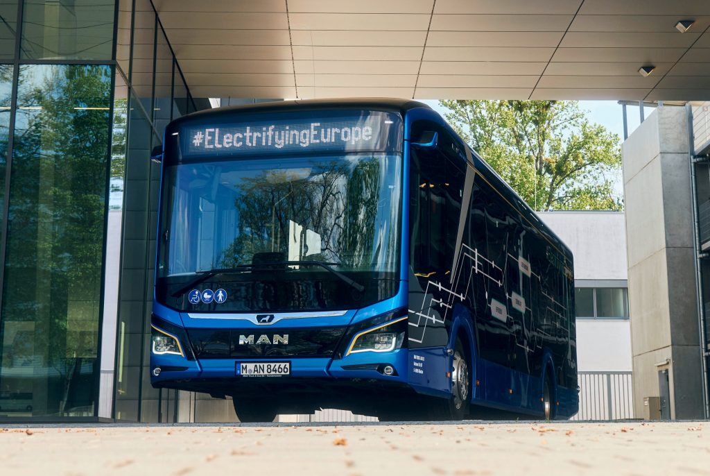 MAN Electrifying Europe Tour: 10 nap, 8 ország és 2500 kilométer