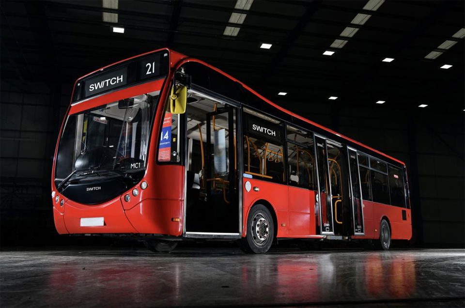 Két bemutatóbusszal készül a BUS2BUS kiállításra a Switch Mobility