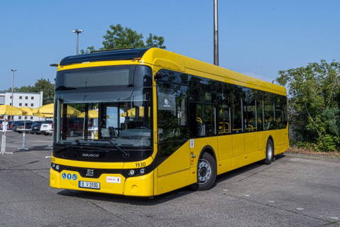 Átadták az első berlini Ebusco 2.2 villanybuszt