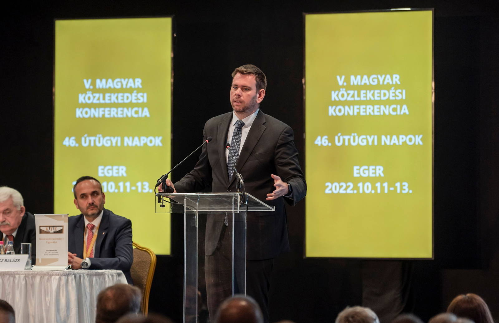 Vitézy Dávid: új alapokra helyezzük a helyközi közszolgáltatást