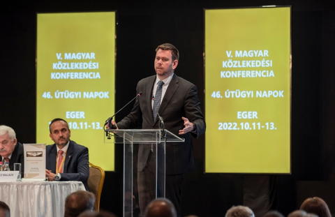 Vitézy Dávid: új alapokra helyezzük a helyközi közszolgáltatást