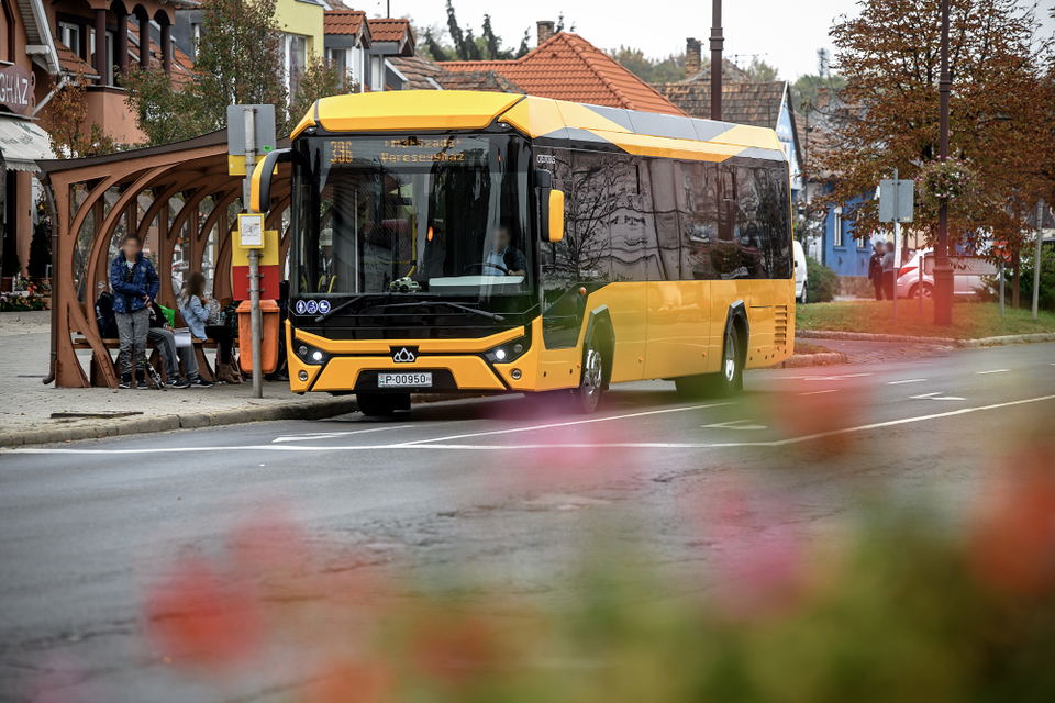 Szóló Econell Next-et tesztel a Volánbusz a a fővárosi agglomerációban