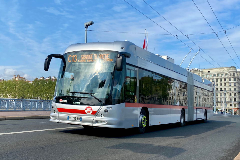 Búcsúzik Irisbus Cristalis trolibuszaitól Lyon, újabb megrendelésnek örülhet a Hess