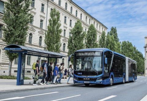 2030-tól kivezetnék a belső égésű motorral szerelt városi buszokat az EU piacáról