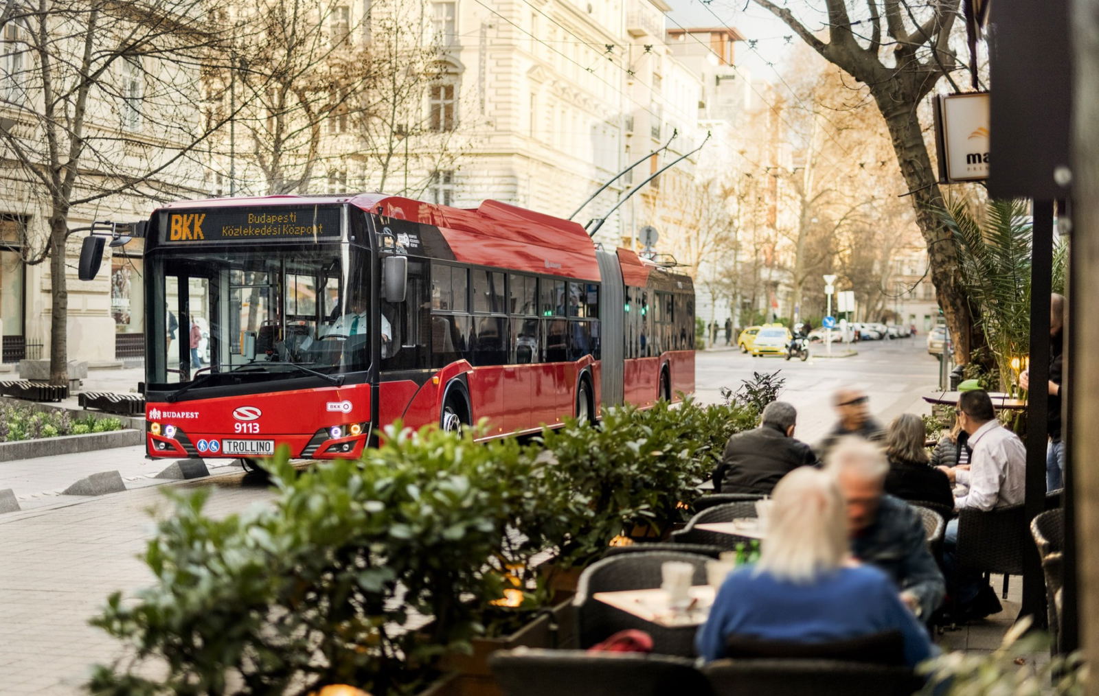 A Solaris 2027-ben befejezi a belső égésű motorral szerelt buszok gyártását
