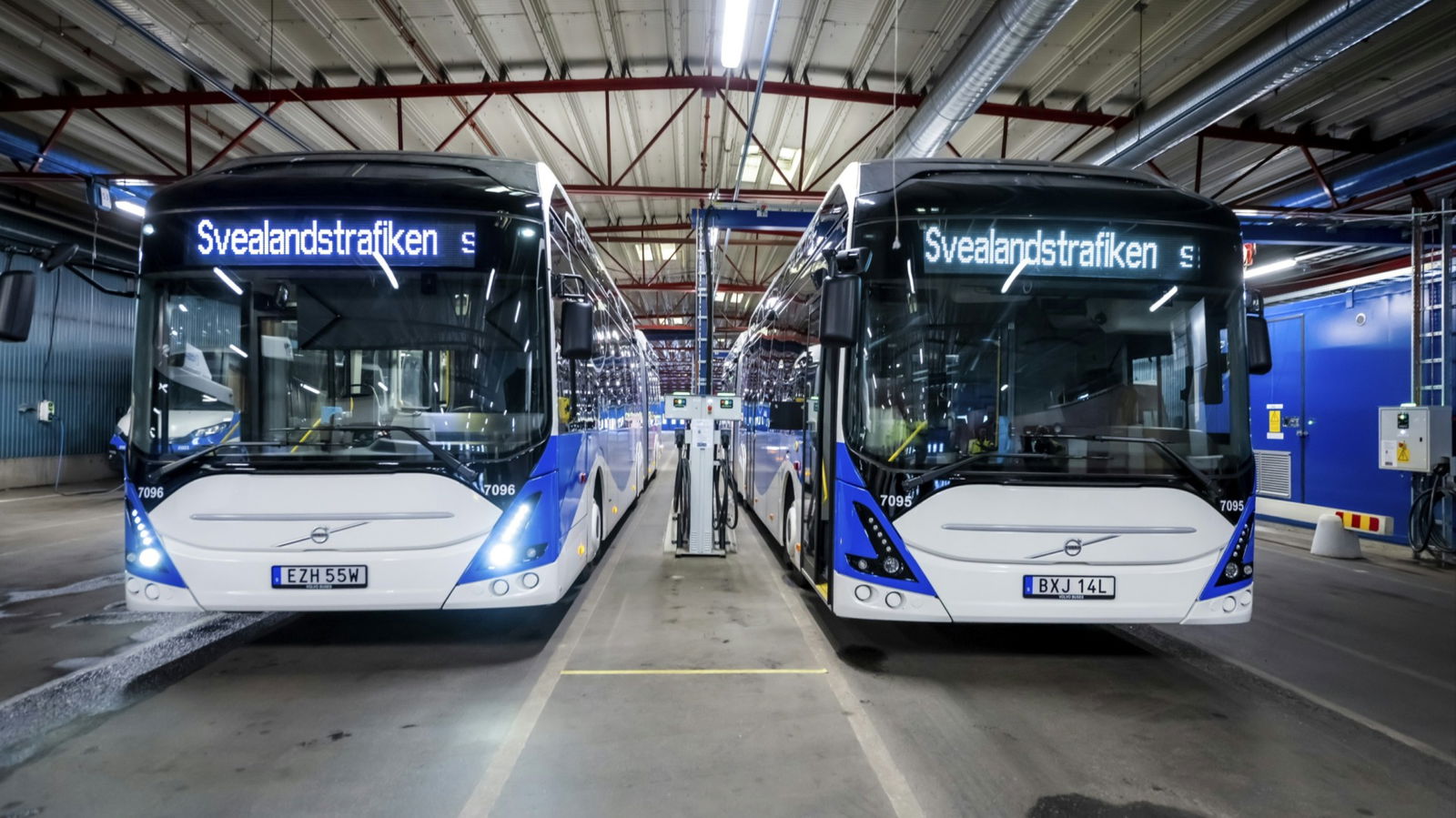 Tizenhét villanyhajtású csuklós Volvo állt forgalomba Västeråsban
